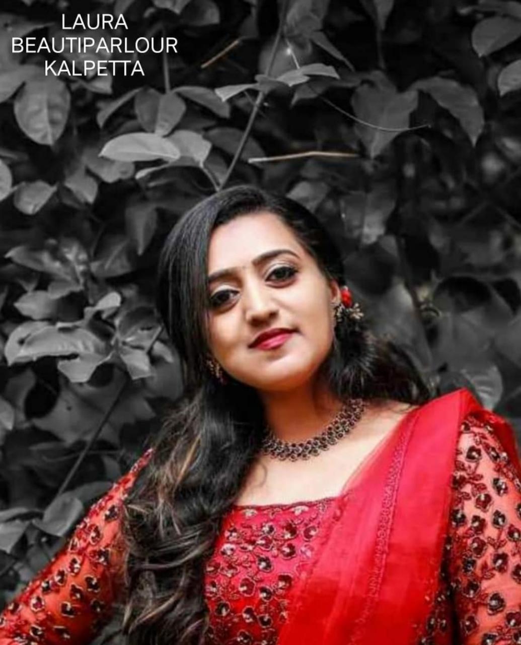Laura Beauty Parlour Kalpetta